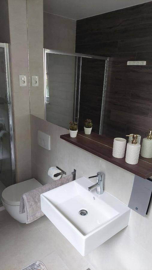 Villa Jolara-Luxury Apartment A8 Mimice Buitenkant foto