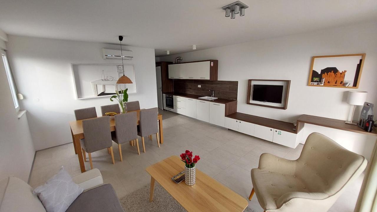 Villa Jolara-Luxury Apartment A8 Mimice Buitenkant foto